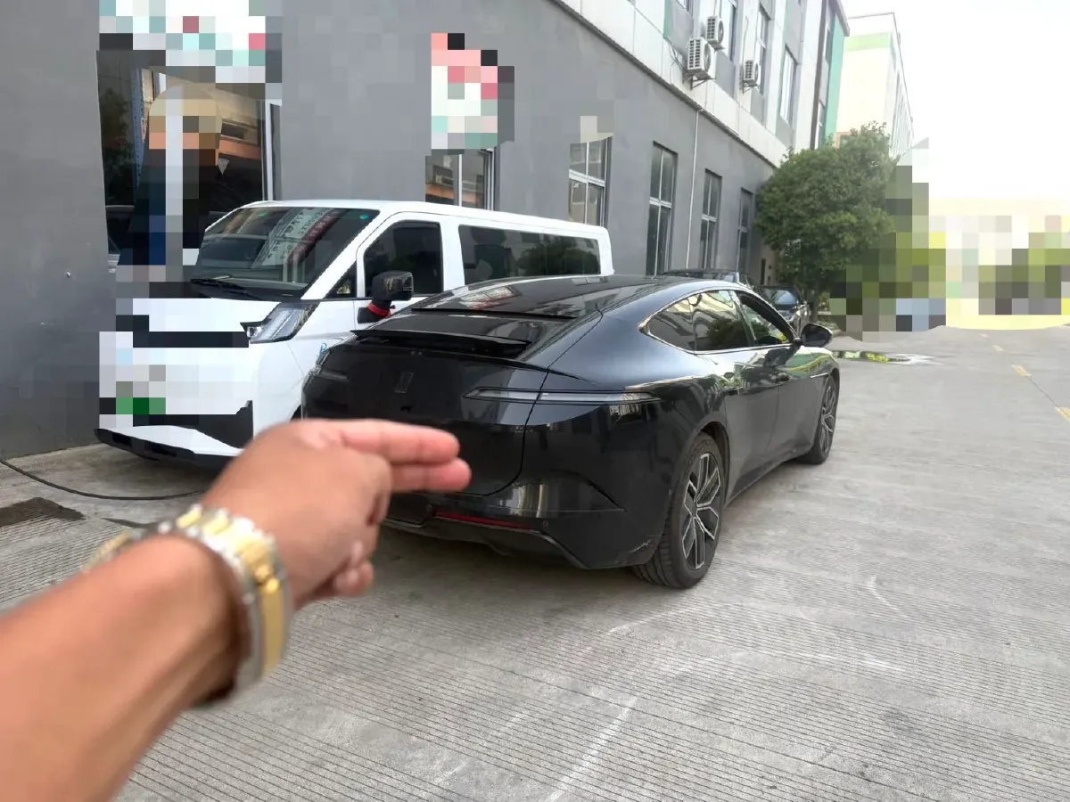 2024 Avatr 12 BEV 94.5KWH,autocango,china used car exporter,china ev exporter,chinese used car exporter,chinese used ev exporter