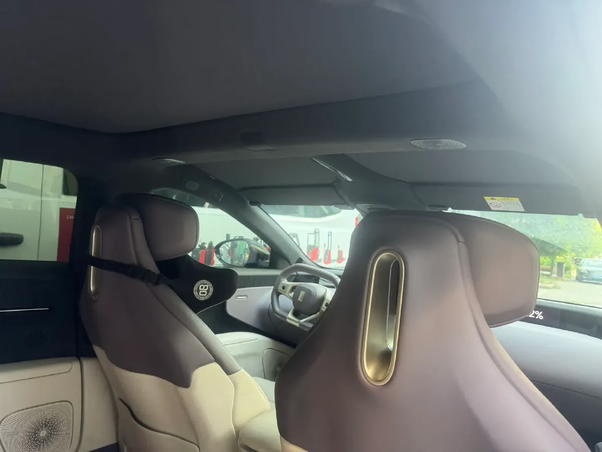 2024 Avatr 12 BEV 94.5KWH,autocango,china used car exporter,china ev exporter,chinese used car exporter,chinese used ev exporter