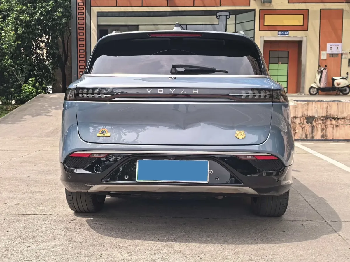 2021 Voyah FREE Range Extended 109HP REEV 33KWH,autocango,china used car exporter,china ev exporter,chinese used car exporter,chinese used ev exporter