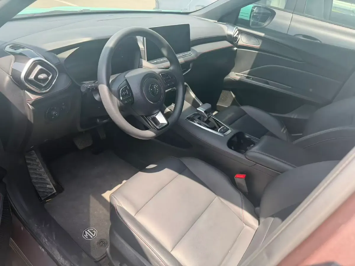 2025 MG 5 1.5T 181HP L4 7DCT,autocango,china used car exporter,china ev exporter,chinese used car exporter,chinese used ev exporter