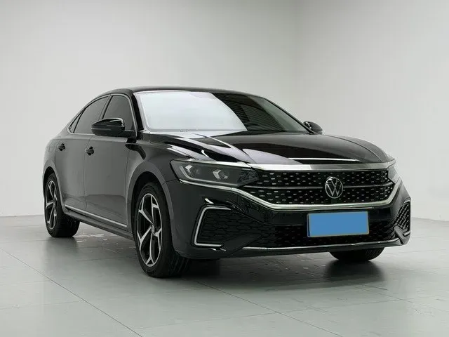 2023 Volkswagen Passat 2.0T 186HP L4 7DCT,autocango,china used car exporter,china ev exporter,chinese used car exporter,chinese used ev exporter