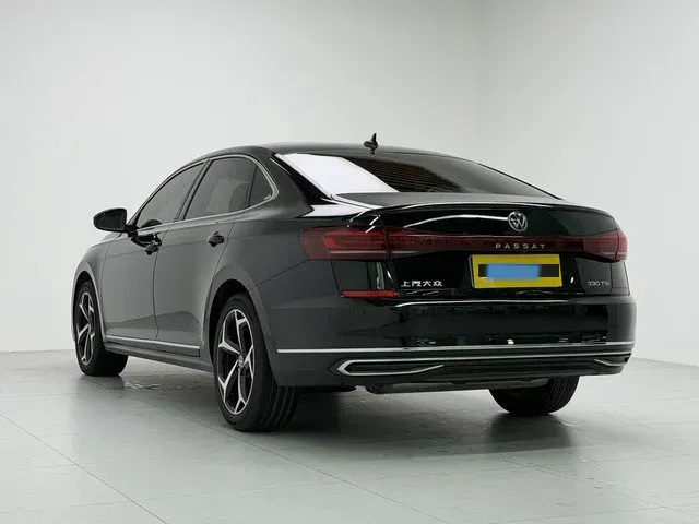 2023 Volkswagen Passat 2.0T 186HP L4 7DCT,autocango,china used car exporter,china ev exporter,chinese used car exporter,chinese used ev exporter