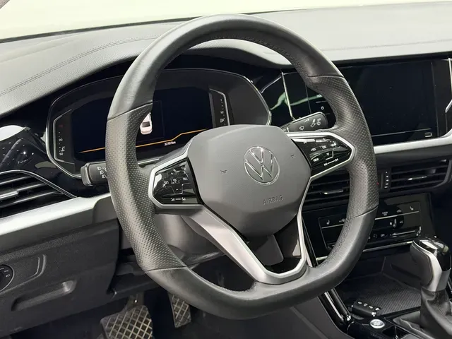 2023 Volkswagen Passat 2.0T 186HP L4 7DCT,autocango,china used car exporter,china ev exporter,chinese used car exporter,chinese used ev exporter