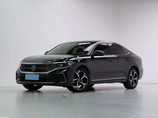 2023 Volkswagen Passat 2.0T 186HP L4 7DCT,autocango,china used car exporter,china ev exporter,chinese used car exporter,chinese used ev exporter