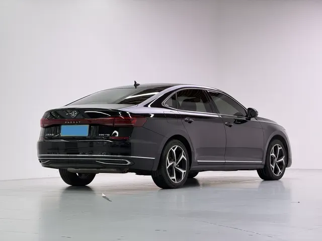2023 Volkswagen Passat 2.0T 186HP L4 7DCT,autocango,china used car exporter,china ev exporter,chinese used car exporter,chinese used ev exporter