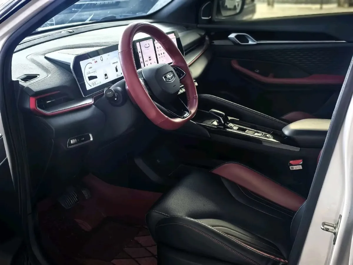 2022 Geely Coolray 1.5T 181HP L4 7DCT,autocango,china used car exporter,china ev exporter,chinese used car exporter,chinese used ev exporter