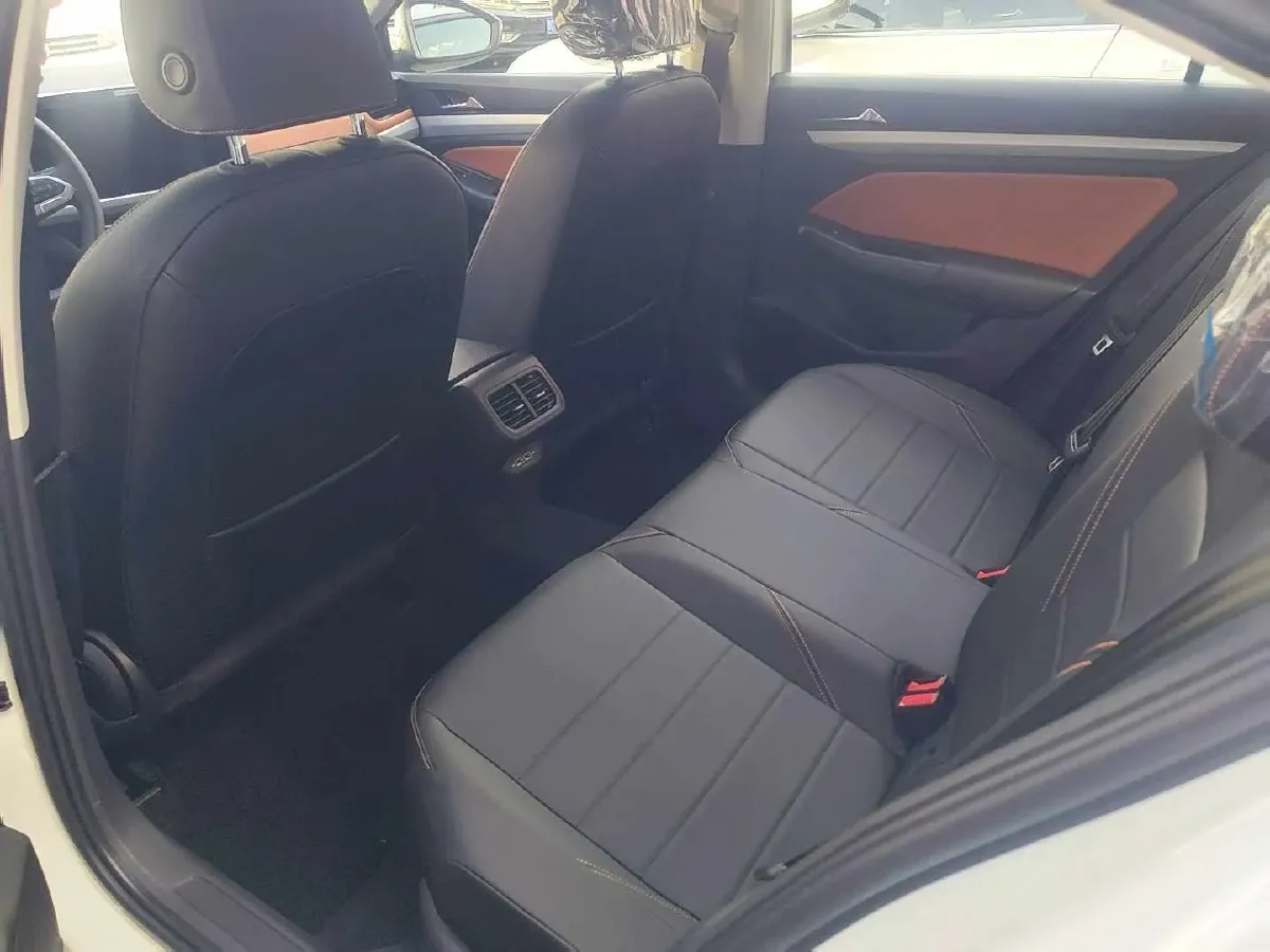 2026 Volkswagen Bora 1.2T 116HP L4 7DCT,autocango,china used car exporter,china ev exporter,chinese used car exporter,chinese used ev exporter