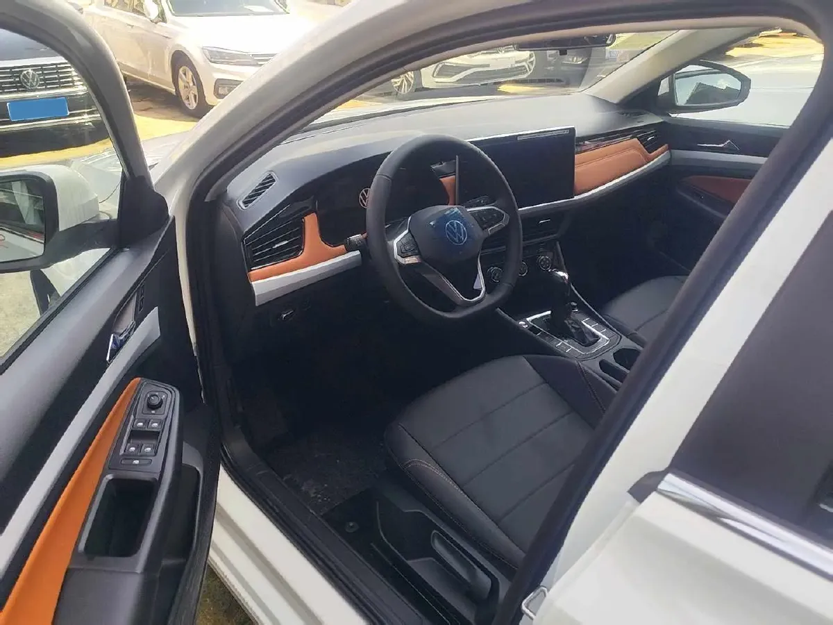 2026 Volkswagen Bora 1.2T 116HP L4 7DCT,autocango,china used car exporter,china ev exporter,chinese used car exporter,chinese used ev exporter