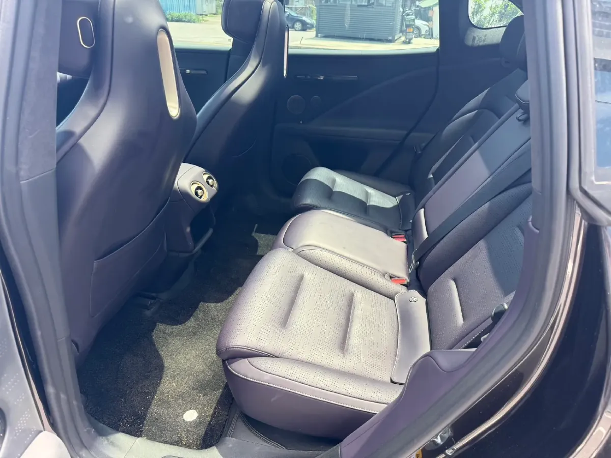 2024 Avatr 07 1.5T 156HP L4 REEV 39.05KWH,autocango,china used car exporter,china ev exporter,chinese used car exporter,chinese used ev exporter