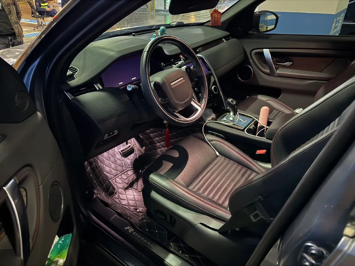 2020 Land Rover Discovery Sport 2.0T 249HP L4 9AT,autocango,china used car exporter,china ev exporter,chinese used car exporter,chinese used ev exporter