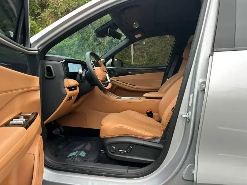 2025 Geely Galaxy L7 1.5T 163HP L4 3DHT PHEV 18.7KWH,autocango,china used car exporter,china ev exporter,chinese used car exporter,chinese used ev exporter