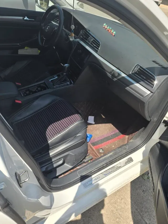 2021 Volkswagen Lamando 1.4T 150HP L4 7DCT,autocango,china used car exporter,china ev exporter,chinese used car exporter,chinese used ev exporter