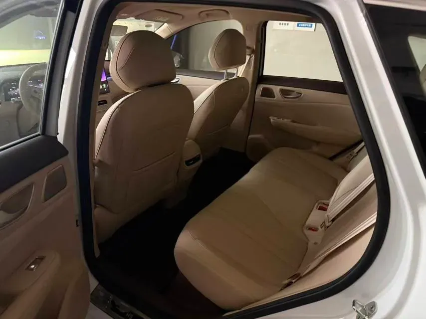 2025 HIMA Shangjie H5 BEV,autocango,china used car exporter,china ev exporter,chinese used car exporter,chinese used ev exporter