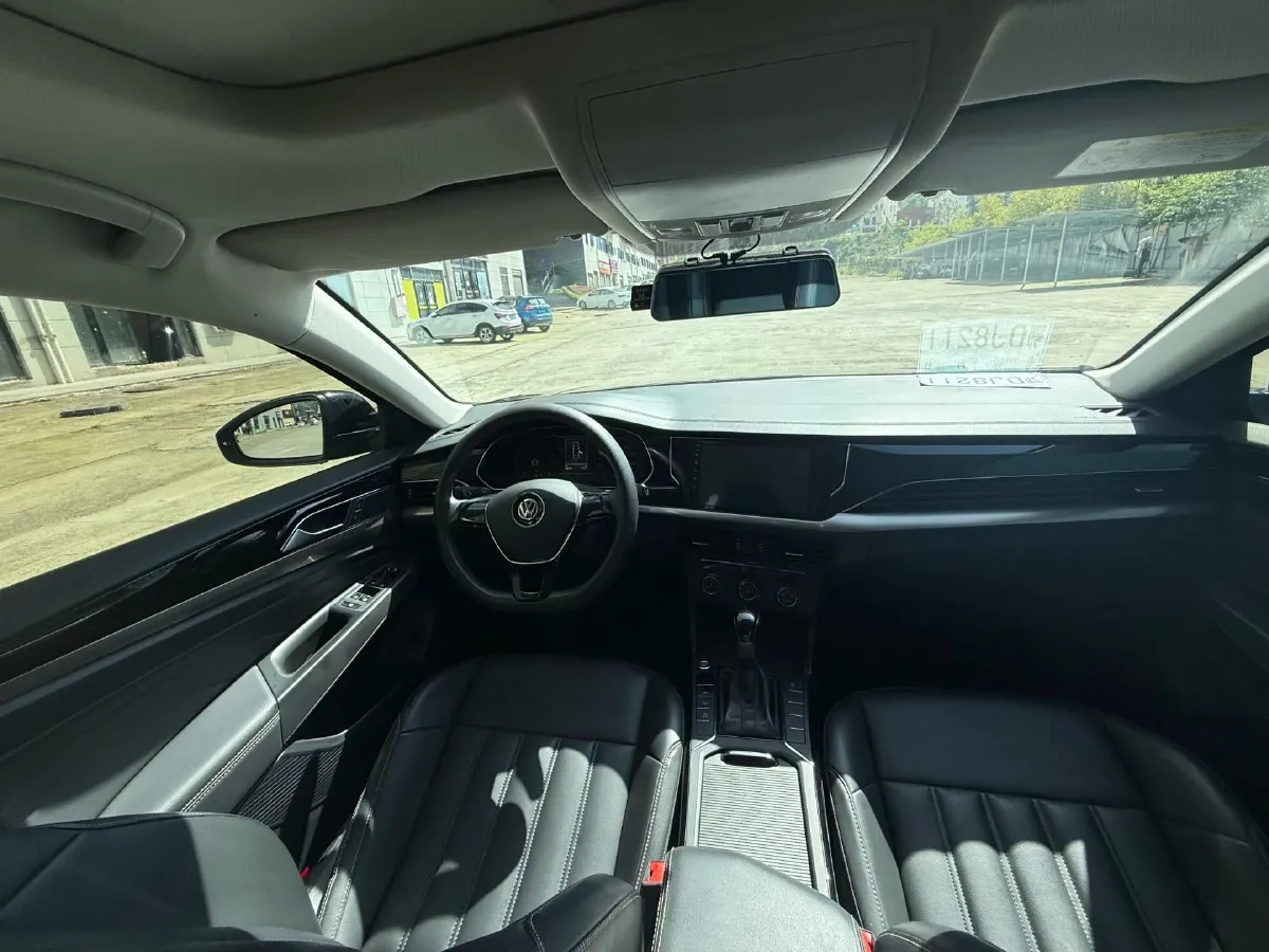 2020 Volkswagen Passat 1.4T 150HP L4 7DCT,autocango,china used car exporter,china ev exporter,chinese used car exporter,chinese used ev exporter