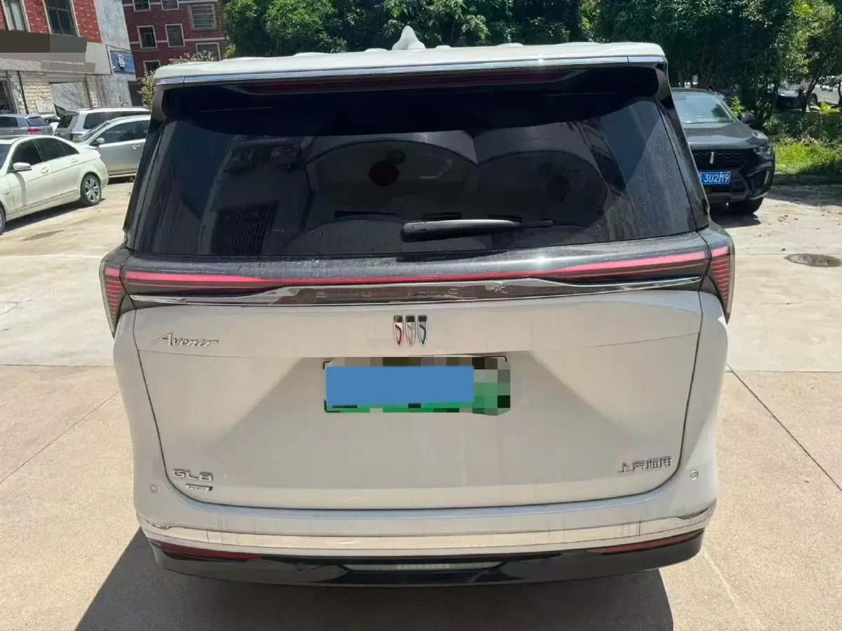 2024 Buick GL8 1.5T 180HP L4 2DHT PHEV 24.4KWH,autocango,china used car exporter,china ev exporter,chinese used car exporter,chinese used ev exporter