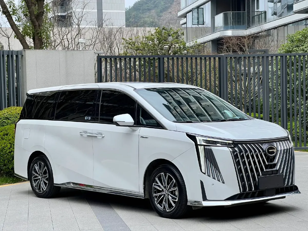 2023 GAC Trumpchi M8 2.0T 252HP L4 8AT,autocango,china used car exporter,china ev exporter,chinese used car exporter,chinese used ev exporter