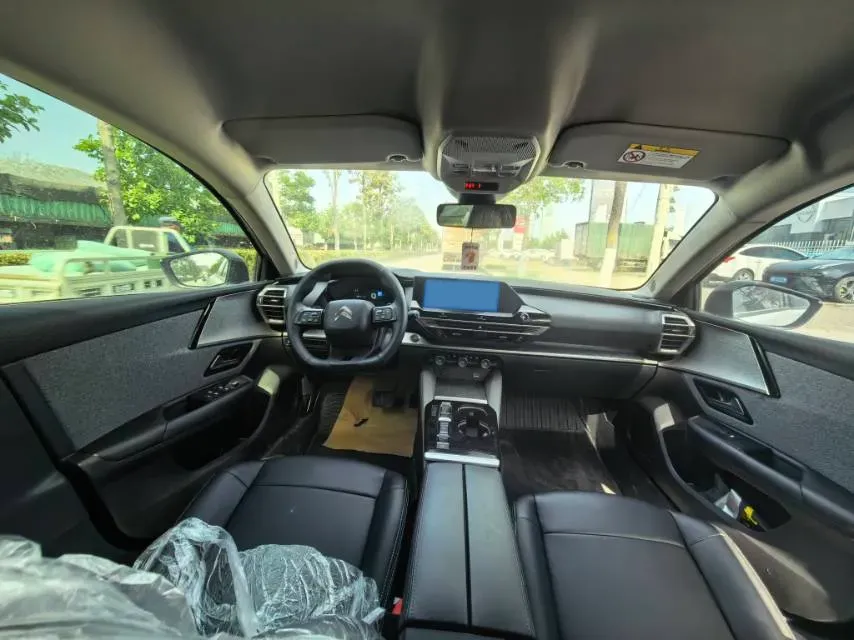 2024 Citroen C5 X 1.6T 175HP L4 8AT,autocango,china used car exporter,china ev exporter,chinese used car exporter,chinese used ev exporter