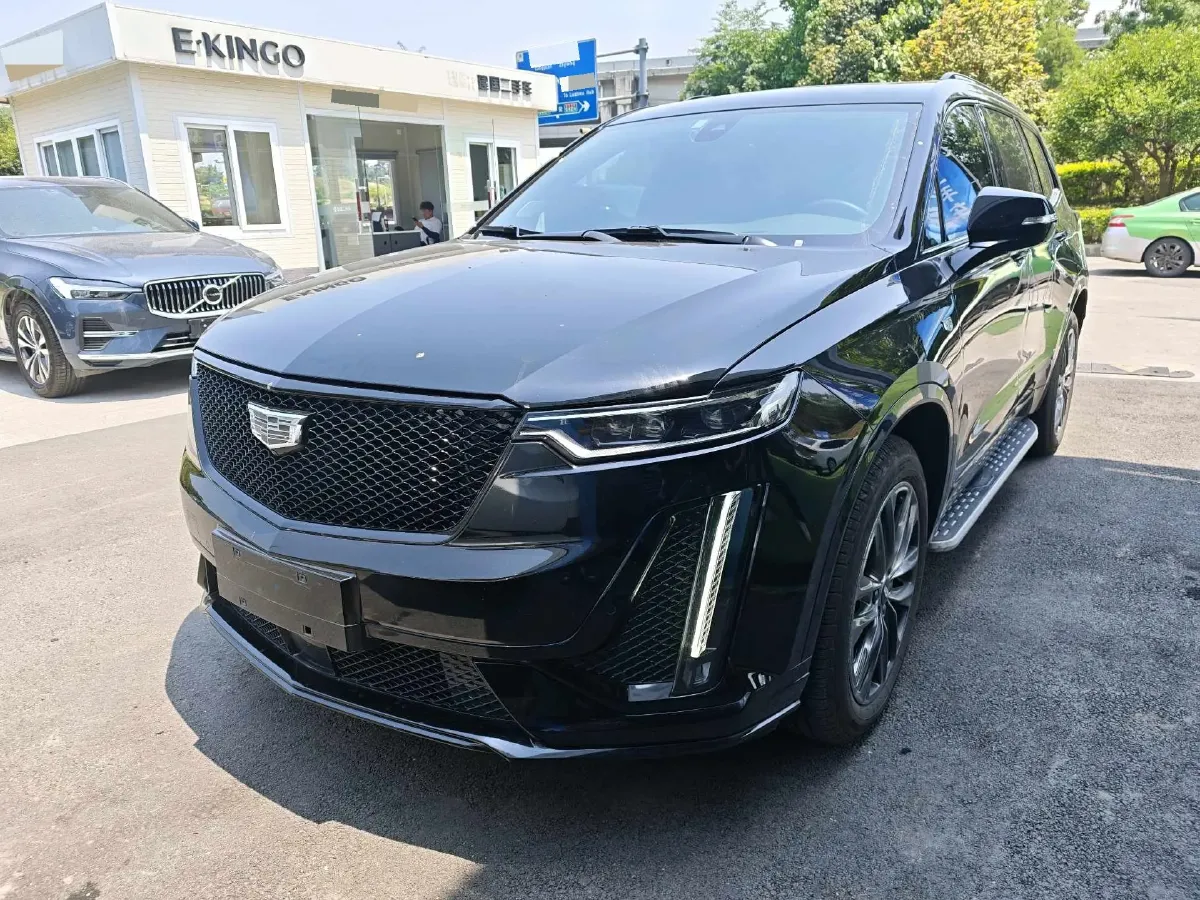2025 Cadillac XT6 2.0T 237HP L4 9AT,autocango,china used car exporter,china ev exporter,chinese used car exporter,chinese used ev exporter