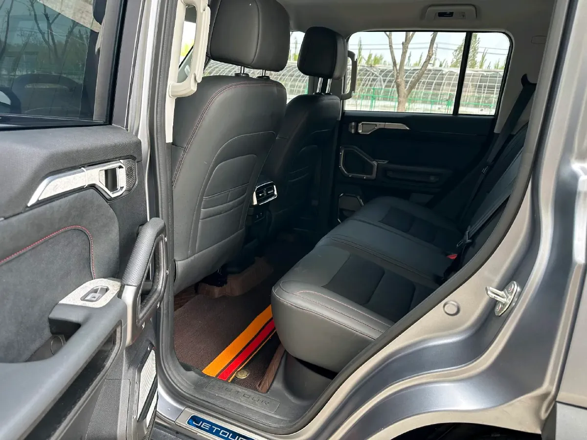 2024 Jetour ShanHai TravellerC-DM 1.5T 156HP L4 3DHT PHEV 26.7KWH,autocango,china used car exporter,china ev exporter,chinese used car exporter,chinese used ev exporter