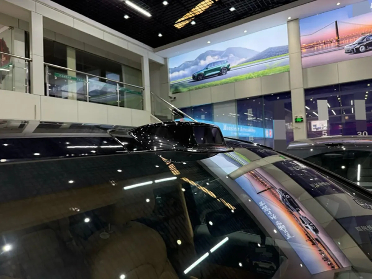 2025 Voyah Dream 1.5T 150HP L4 PHEV 41.7KWH,autocango,china used car exporter,china ev exporter,chinese used car exporter,chinese used ev exporter