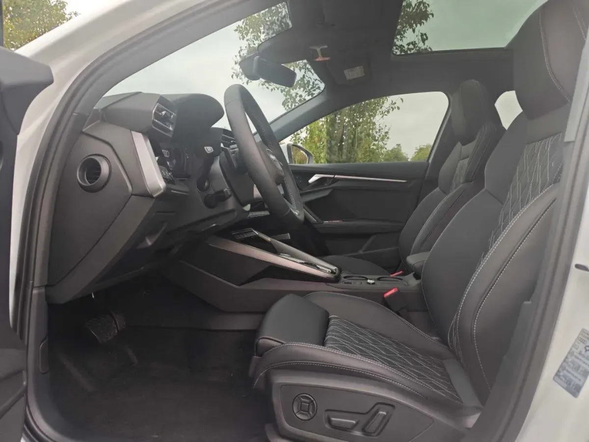 2026 Audi A3 1.5T 160HP L4 7DCT,autocango,china used car exporter,china ev exporter,chinese used car exporter,chinese used ev exporter