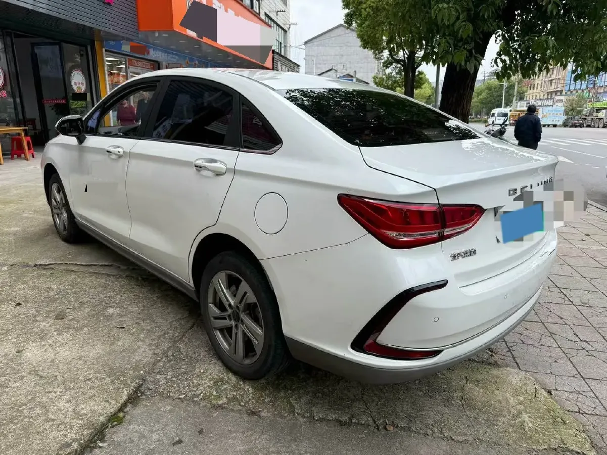 2022 Bestune B70 2.0T 224HP L4 6AT,autocango,china used car exporter,china ev exporter,chinese used car exporter,chinese used ev exporter