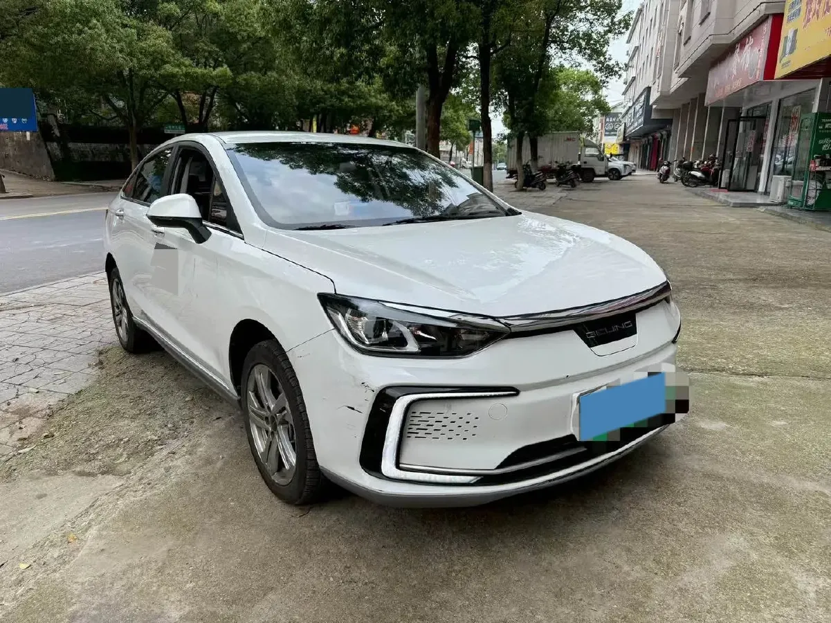 2022 Bestune B70 2.0T 224HP L4 6AT,autocango,china used car exporter,china ev exporter,chinese used car exporter,chinese used ev exporter