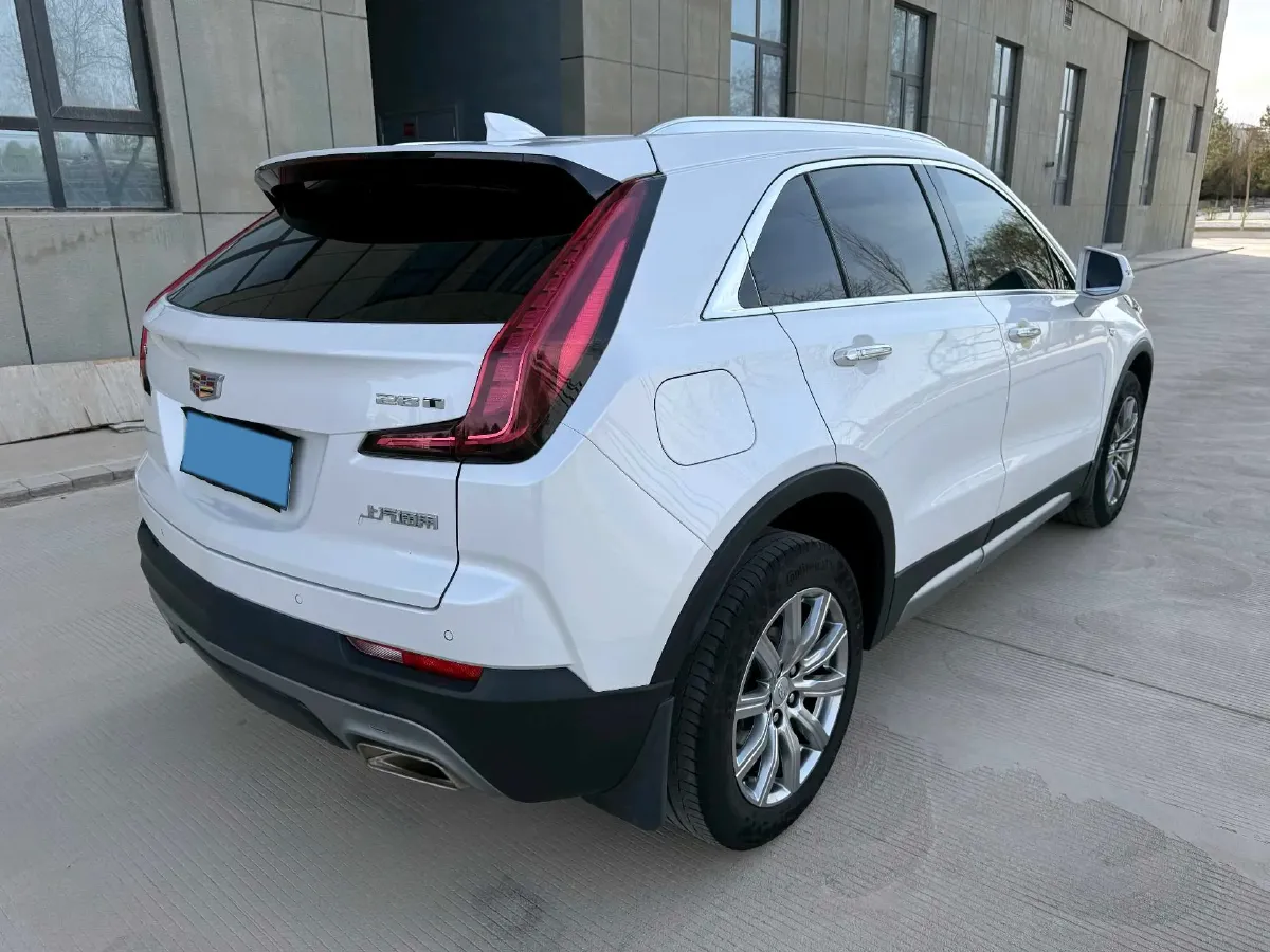 2021 Cadillac XT4 2.0T 237HP L4 9AT,autocango,china used car exporter,china ev exporter,chinese used car exporter,chinese used ev exporter
