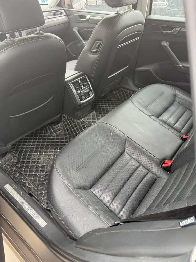 2017 Volkswagen Passat 1.8T 180HP L4 7DCT,autocango,china used car exporter,china ev exporter,chinese used car exporter,chinese used ev exporter