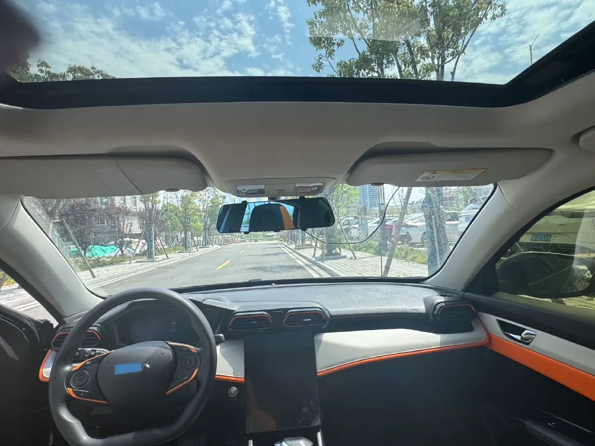 2023 DongFeng Aeolus YiXuan 1.5L 125HP L4 6DCT,autocango,china used car exporter,china ev exporter,chinese used car exporter,chinese used ev exporter