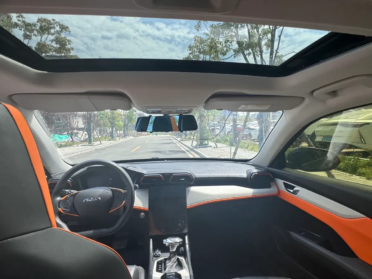 2023 DongFeng Aeolus YiXuan 1.5L 125HP L4 6DCT,autocango,china used car exporter,china ev exporter,chinese used car exporter,chinese used ev exporter