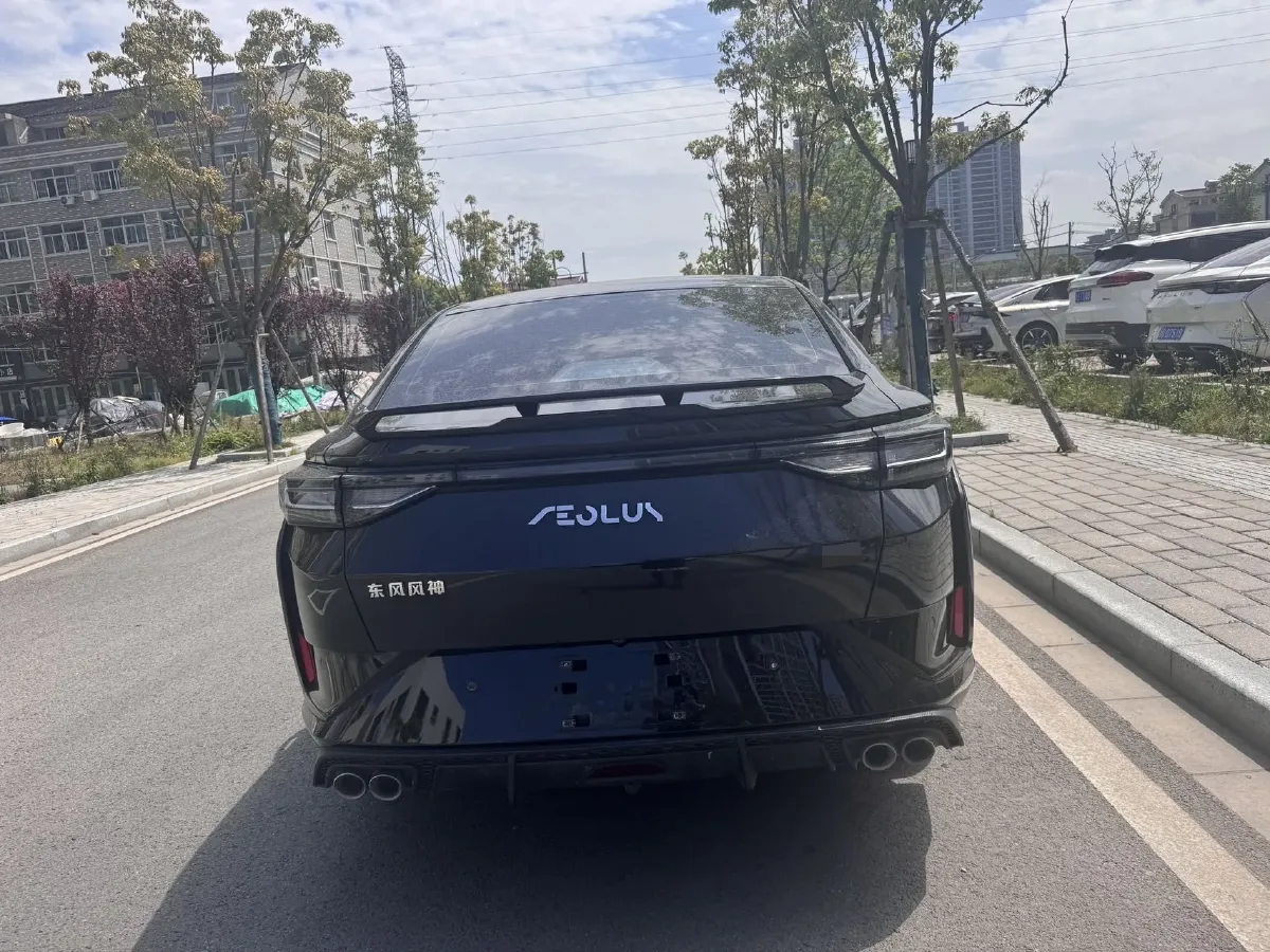 2023 DongFeng Aeolus YiXuan 1.5L 125HP L4 6DCT,autocango,china used car exporter,china ev exporter,chinese used car exporter,chinese used ev exporter