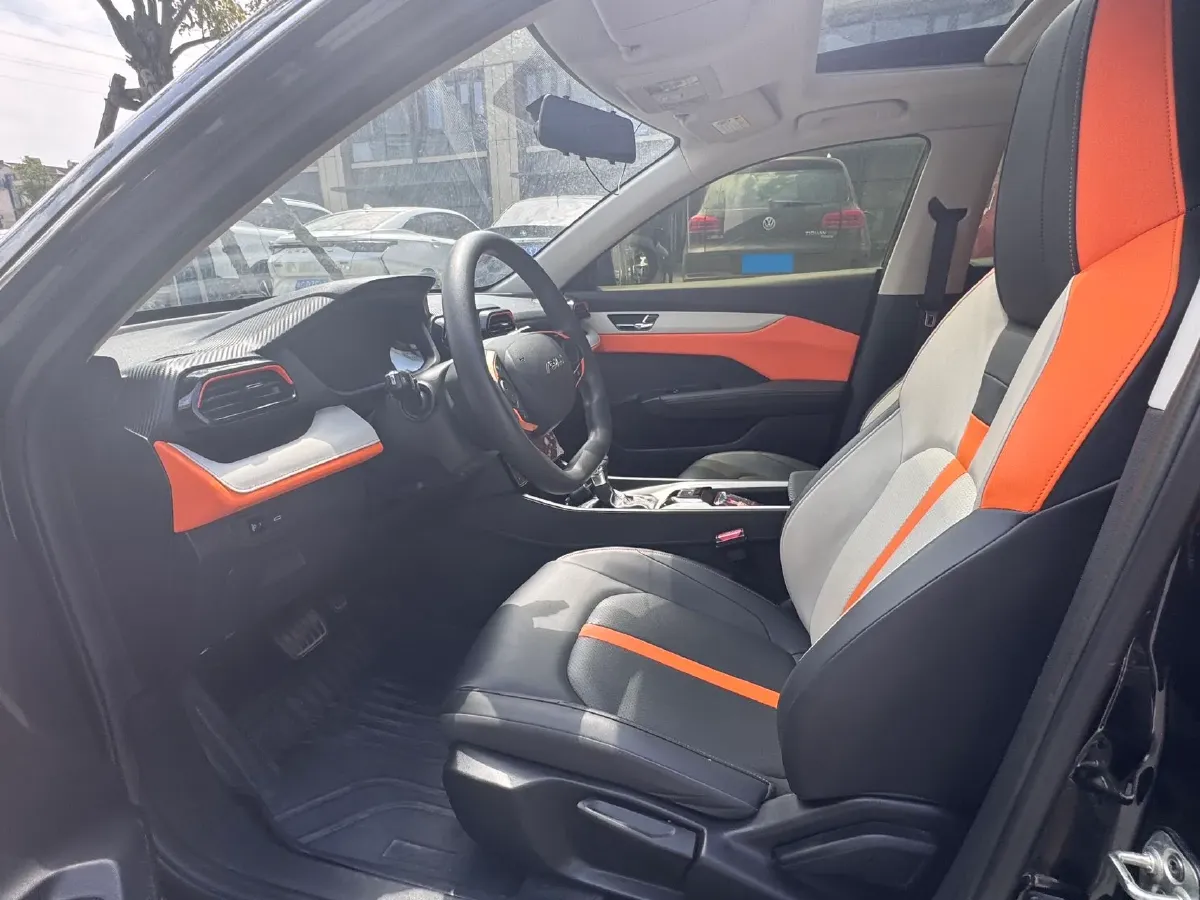 2023 DongFeng Aeolus YiXuan 1.5L 125HP L4 6DCT,autocango,china used car exporter,china ev exporter,chinese used car exporter,chinese used ev exporter