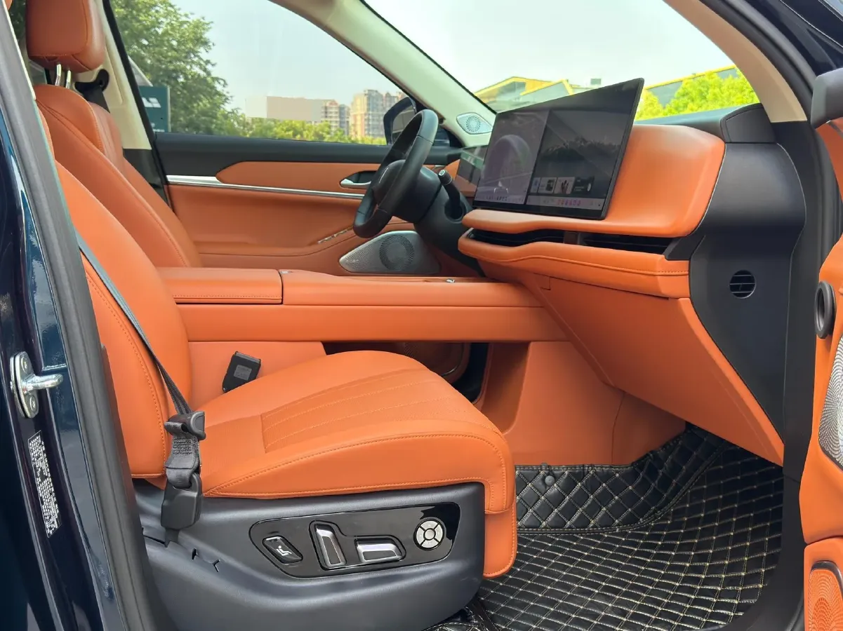 2025 WEY BlueMountain 1.5T 170HP L4 4DHT PHEV 44.5KWH,autocango,china used car exporter,china ev exporter,chinese used car exporter,chinese used ev exporter