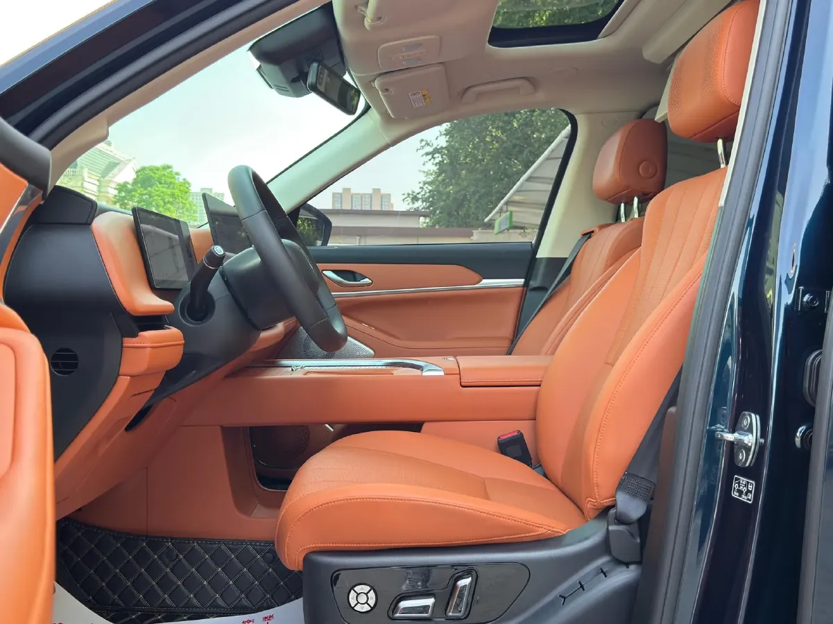 2025 WEY BlueMountain 1.5T 170HP L4 4DHT PHEV 44.5KWH,autocango,china used car exporter,china ev exporter,chinese used car exporter,chinese used ev exporter