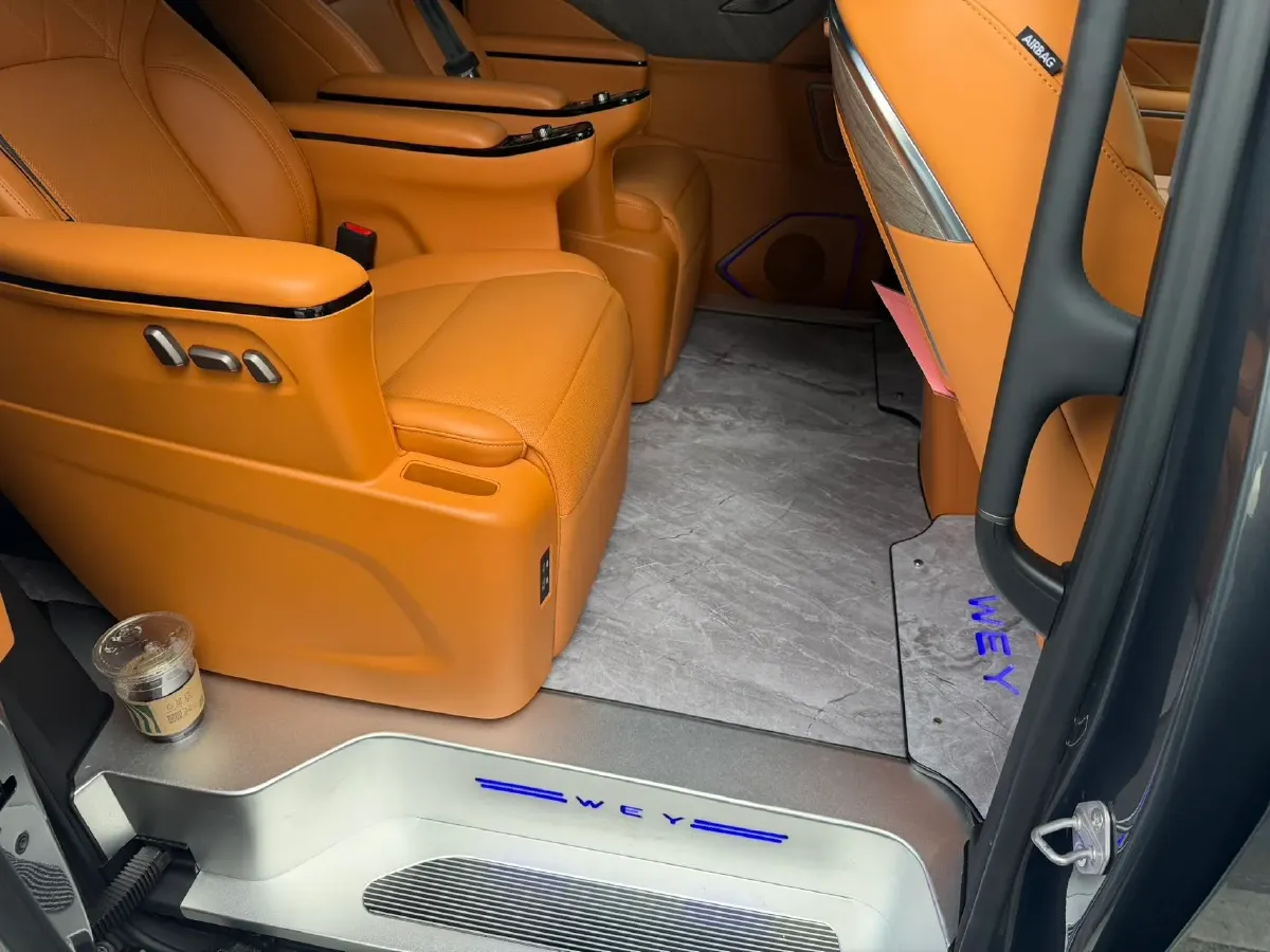 2025 WEY HighMountain 1.5T 170HP L4 4DHT PHEV,autocango,china used car exporter,china ev exporter,chinese used car exporter,chinese used ev exporter