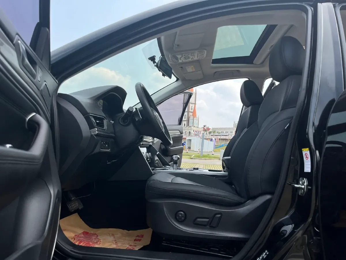 2019 Haval H6 1.5T 169HP L4 7DCT,autocango,china used car exporter,china ev exporter,chinese used car exporter,chinese used ev exporter