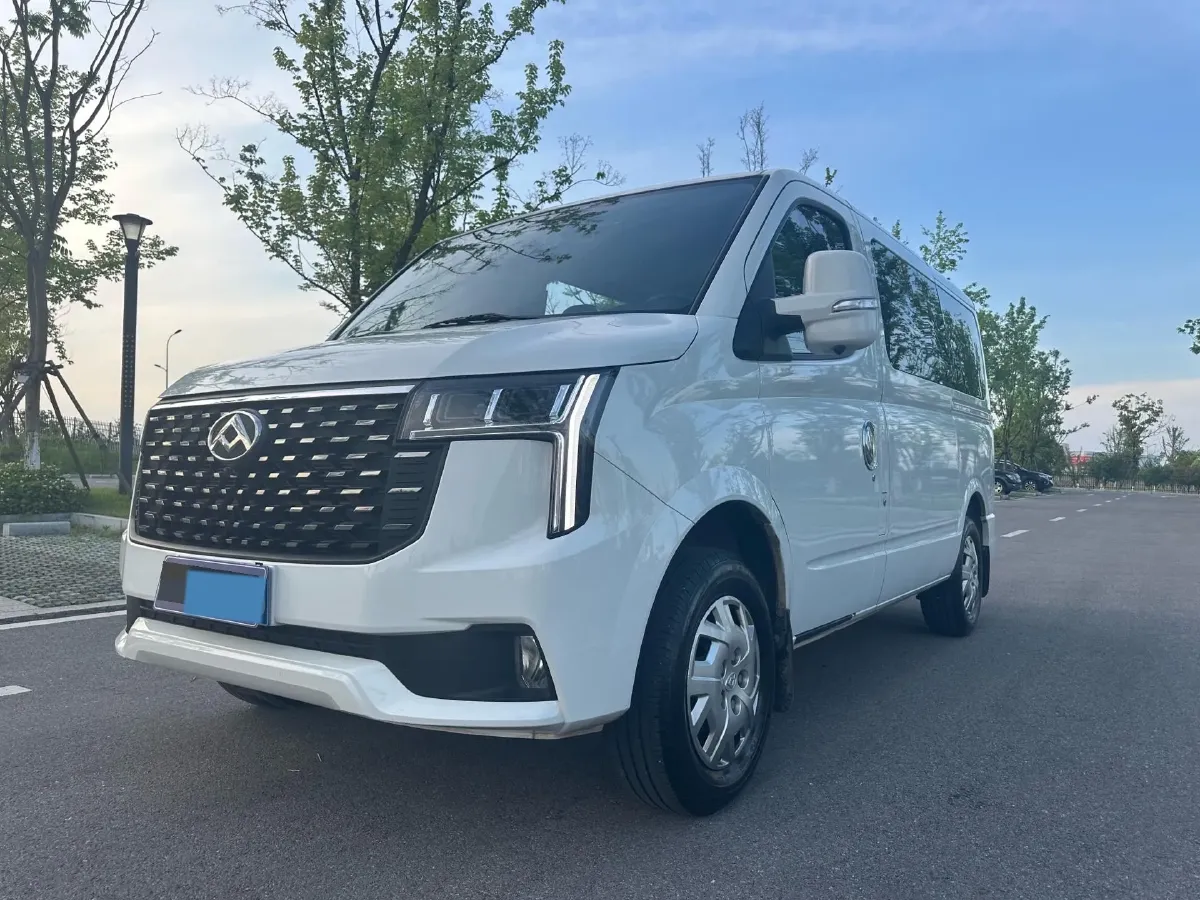2025 MAXUS XinTu V80 2.0T 147HP L4 9AT,autocango,china used car exporter,china ev exporter,chinese used car exporter,chinese used ev exporter