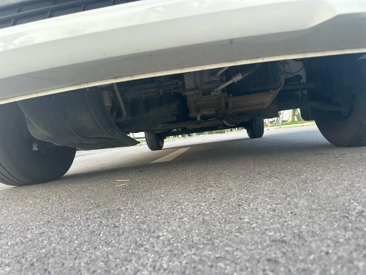 2025 MAXUS XinTu V80 2.0T 147HP L4 9AT,autocango,china used car exporter,china ev exporter,chinese used car exporter,chinese used ev exporter