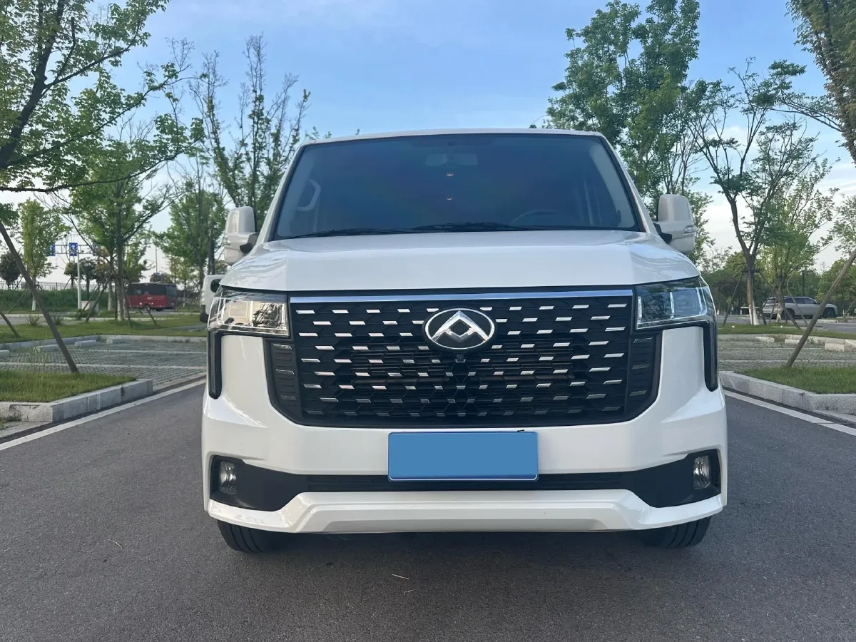 2025 MAXUS XinTu V80 2.0T 147HP L4 9AT,autocango,china used car exporter,china ev exporter,chinese used car exporter,chinese used ev exporter