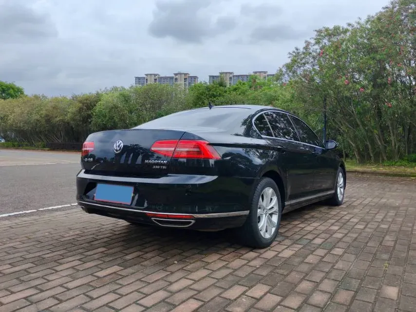 2019 Volkswagen Magotan 2.0T 186HP L4 7DCT,autocango,china used car exporter,china ev exporter,chinese used car exporter,chinese used ev exporter