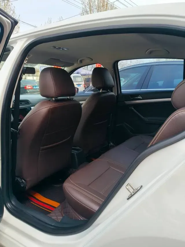 2019 ChangAn Eado XT 1.6L 128HP L4 6AT,autocango,china used car exporter,china ev exporter,chinese used car exporter,chinese used ev exporter