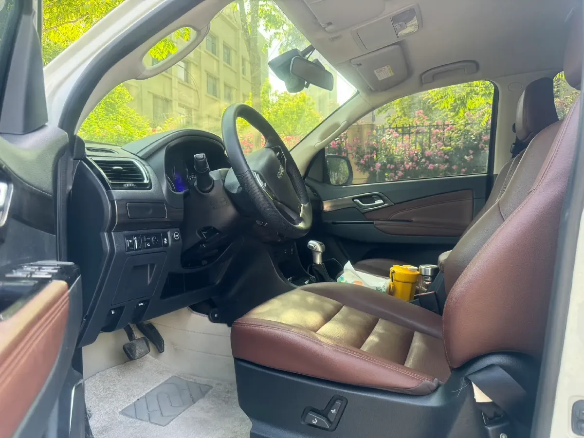 2018 Isuzu Mu-X 1.9T 163HP L4 6AT,autocango,china used car exporter,china ev exporter,chinese used car exporter,chinese used ev exporter