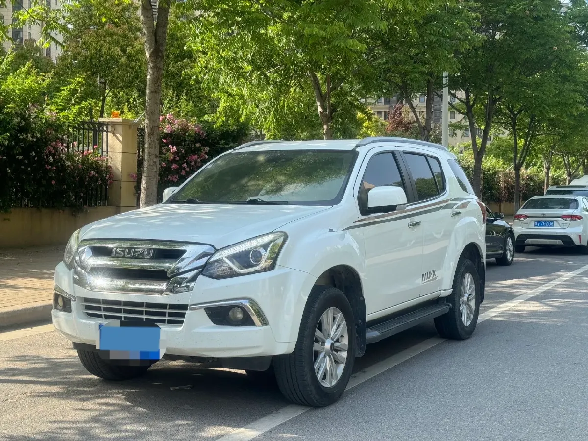 2018 Isuzu Mu-X 1.9T 163HP L4 6AT,autocango,china used car exporter,china ev exporter,chinese used car exporter,chinese used ev exporter