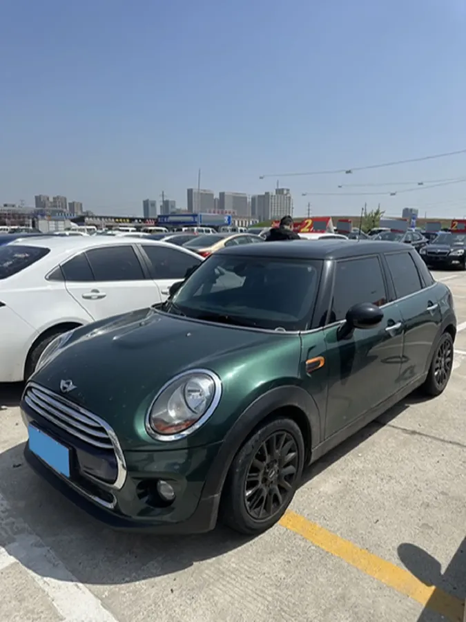 2016 MINI MINI 1.5T 136HP L3 6AT,autocango,china used car exporter,china ev exporter,chinese used car exporter,chinese used ev exporter