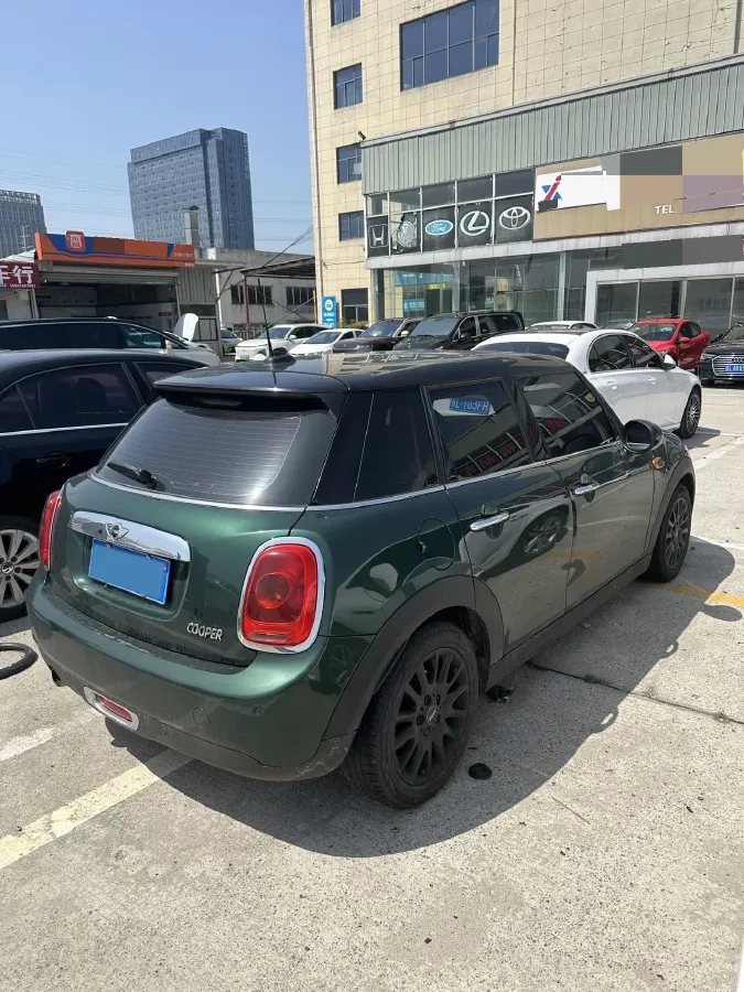 2016 MINI MINI 1.5T 136HP L3 6AT,autocango,china used car exporter,china ev exporter,chinese used car exporter,chinese used ev exporter