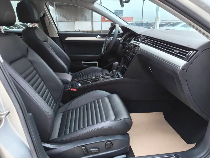 2019 Chevrolet Malibu XL 2.0T 241HP L4 9AT,autocango,china used car exporter,china ev exporter,chinese used car exporter,chinese used ev exporter