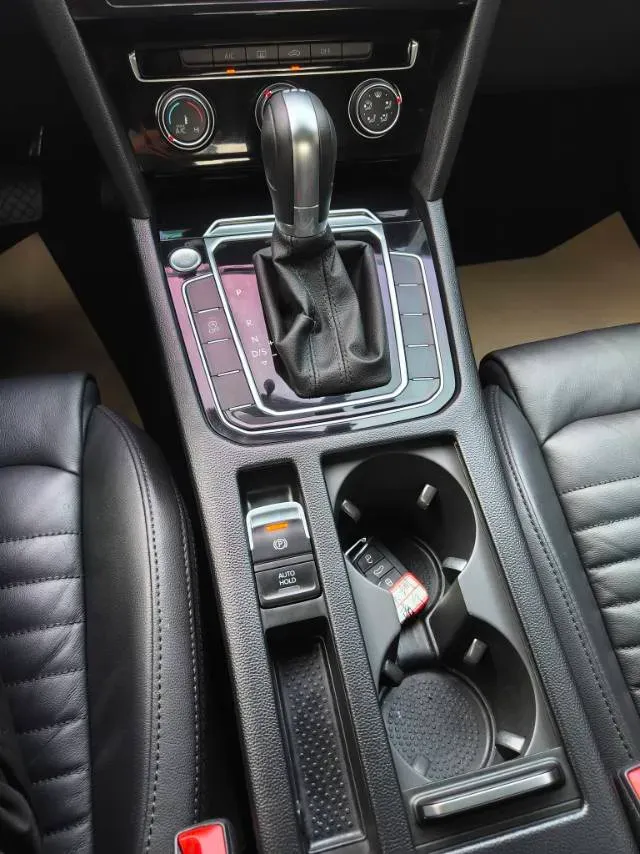 2019 Chevrolet Malibu XL 2.0T 241HP L4 9AT,autocango,china used car exporter,china ev exporter,chinese used car exporter,chinese used ev exporter