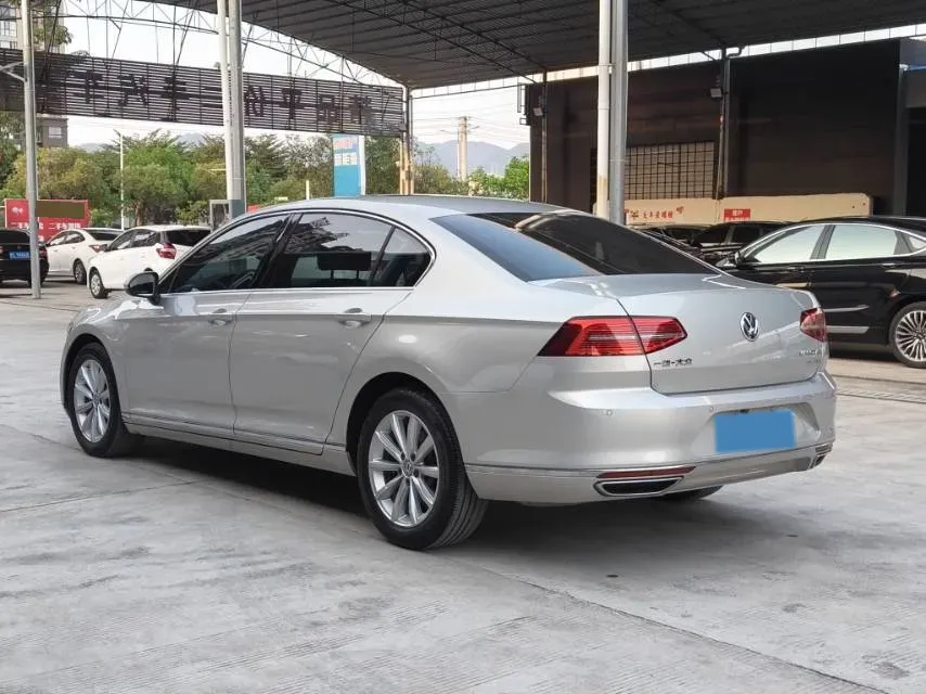 2019 Chevrolet Malibu XL 2.0T 241HP L4 9AT,autocango,china used car exporter,china ev exporter,chinese used car exporter,chinese used ev exporter