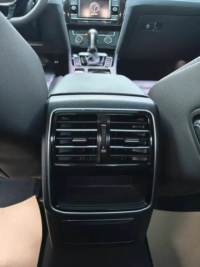 2019 Chevrolet Malibu XL 2.0T 241HP L4 9AT,autocango,china used car exporter,china ev exporter,chinese used car exporter,chinese used ev exporter